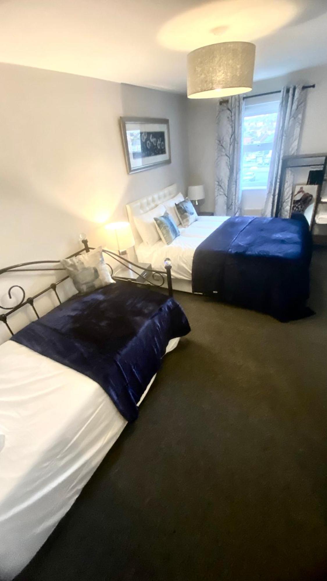 Spacious 1 Bedroom Apartment In Wigan Shevington Kültér fotó