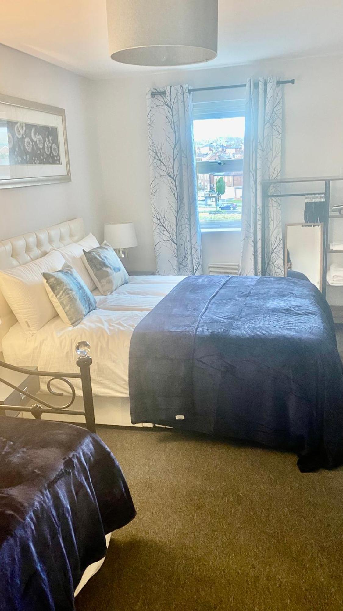 Spacious 1 Bedroom Apartment In Wigan Shevington Kültér fotó